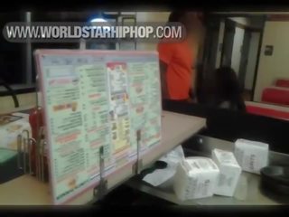 Prostitute Gettin Sausage at the Waffle House!