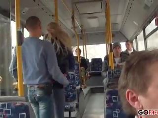 Lindsey olsen ass fucked lược trên các công khai bus; nghiệp dư, cô gái tóc vàng, blowjob, xe buýt giới tính, kiêmshot, tự nhiên ngựa con