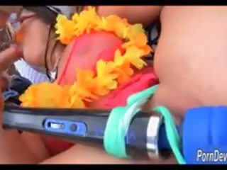 Извратен хавайски сладур ашли адамс получава ударих от на билярд