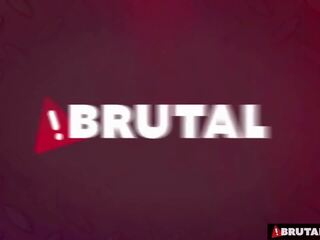 Brutalclips - 괴물 자지 rip 양자 모두 그녀의 구멍