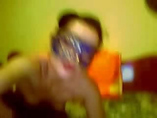 Sweetdiva stripdancing at pakikipagtalik kanya puwit may a bote sa webcam