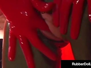 Жіноче домінування латекс королева rubberdoll трахає білявка раб: секс кіно b1